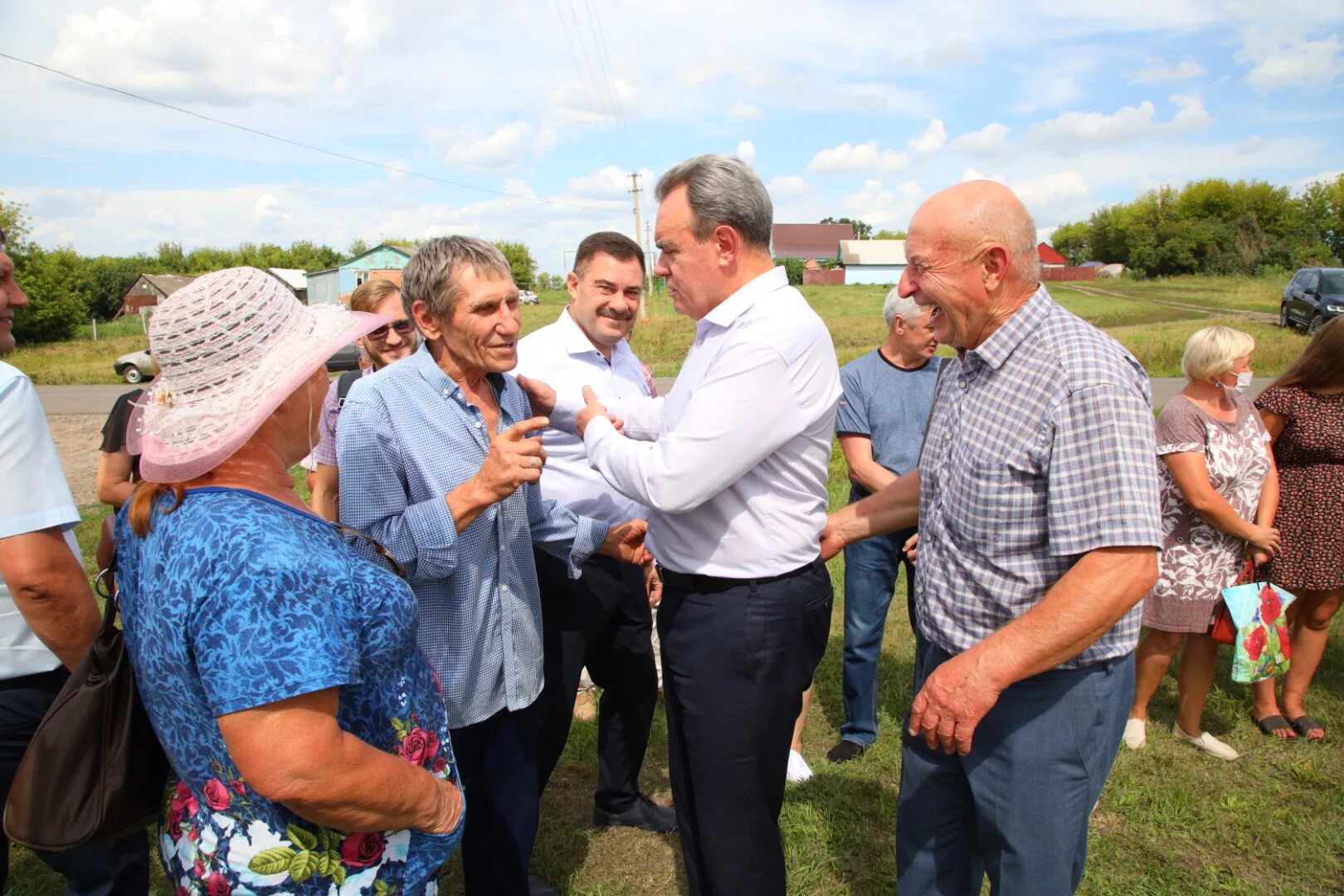 Поселок башмаково. Погода пензенская область башмаковский на месяц. Вокзал железнодорожный башмаково. Поселок башмаково. Погода пензенская область башмаковский на месяц.