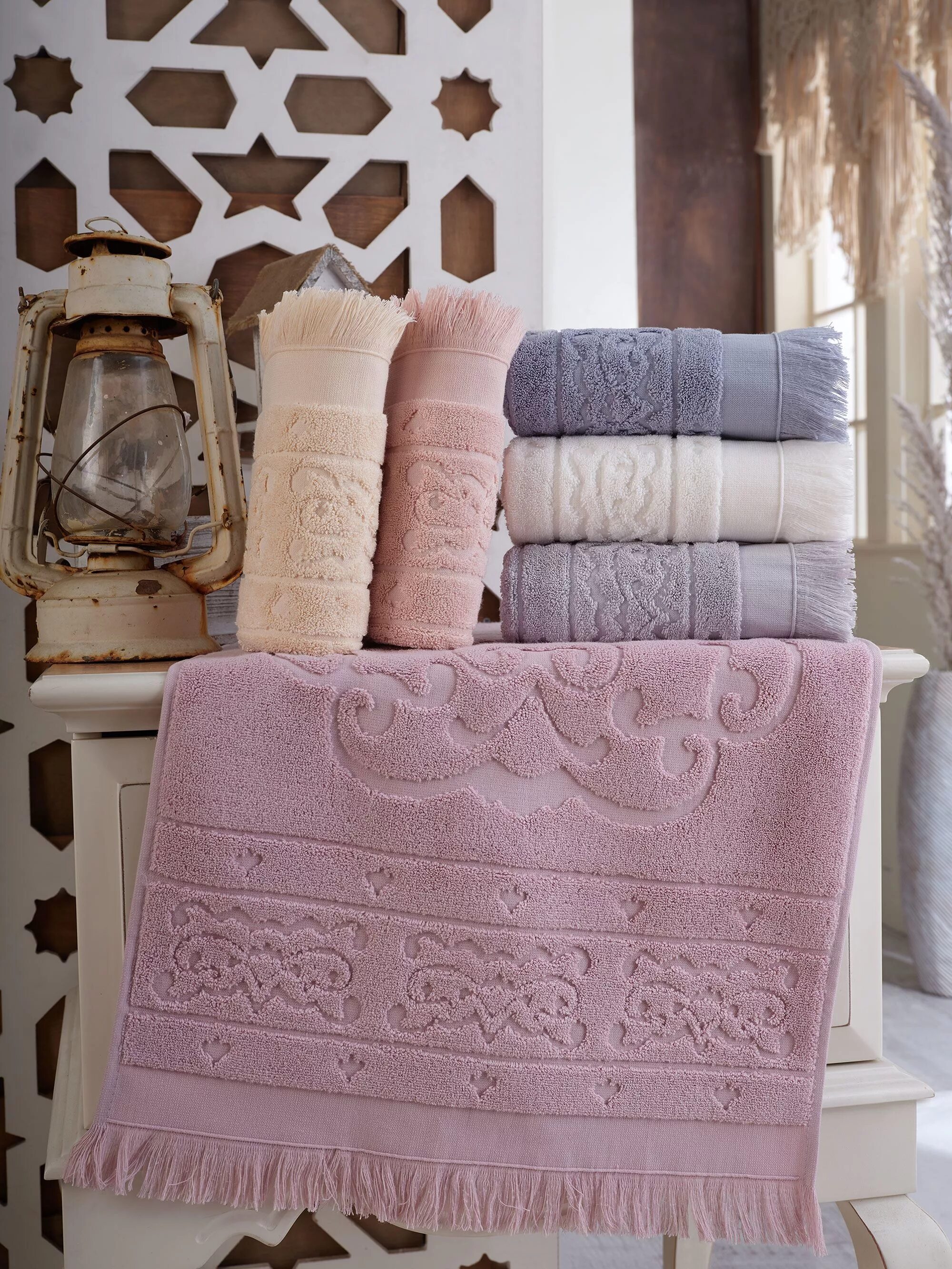 Полосатое полотенце. Atilla махровые полотенца. Турецкие полотенца cestepe турция. Банные полотенца турция. Красивые махровые полотенца.