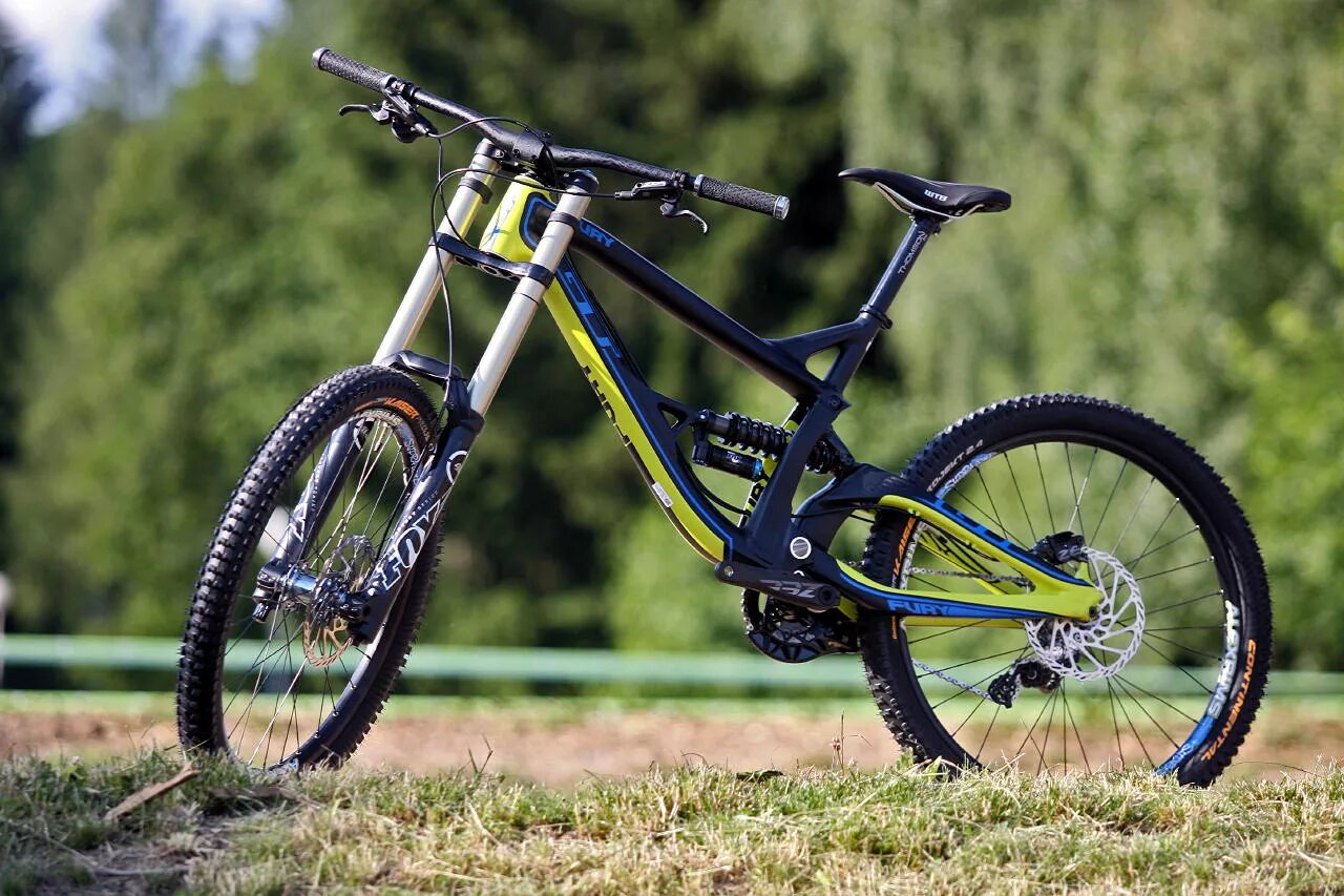 Самые прочные велики. Велосипед audi worthersee. Горный (mtb) велосипед bmw m bike (2010). Креативный велосипед. Самые прочные велики.