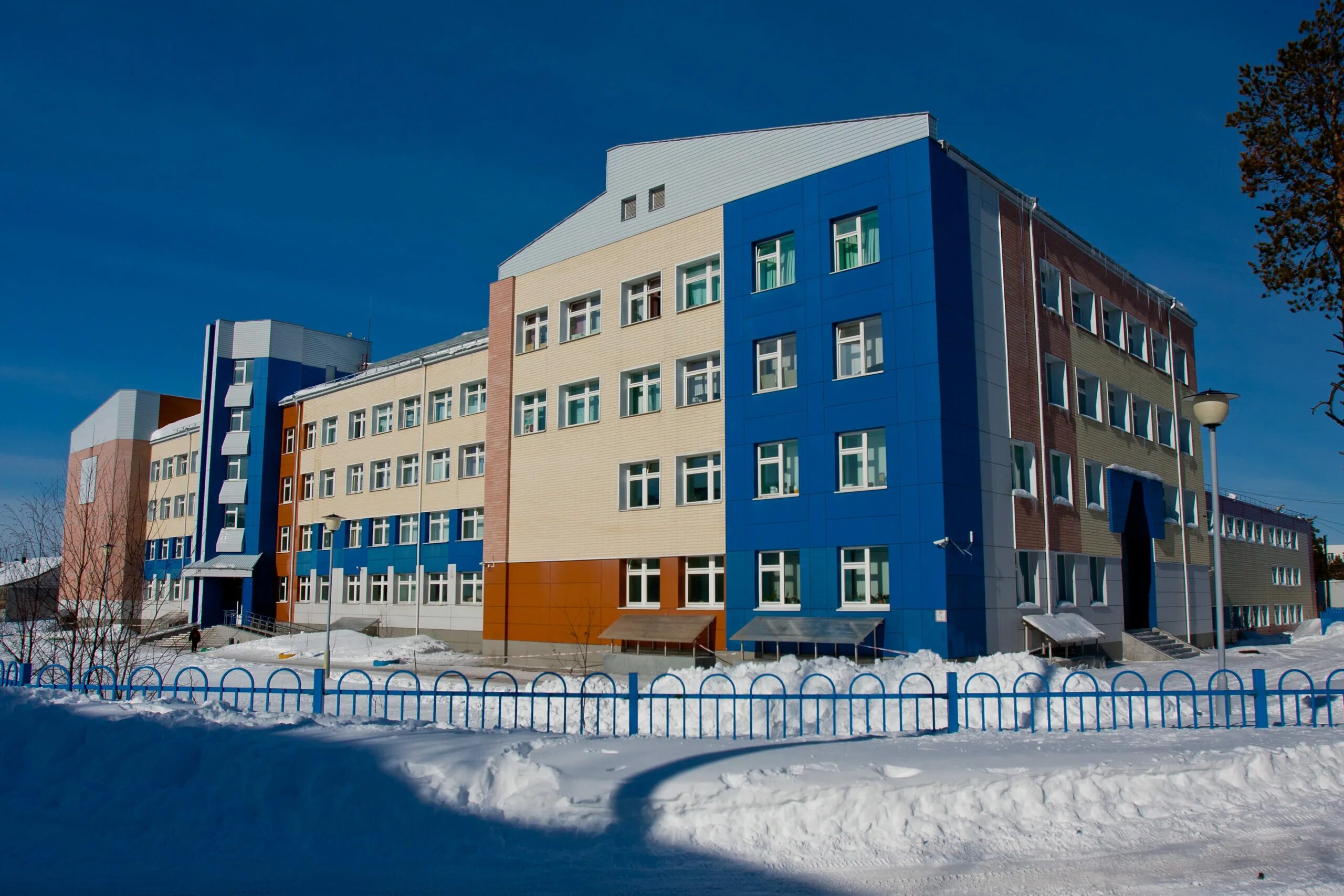 Школа 2 Ноябрьск. Школа Ноябрьск. 4 Школа Ноябрьск. Город Ноябрьск школа номер 2.