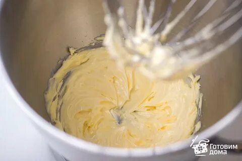 Cream piece