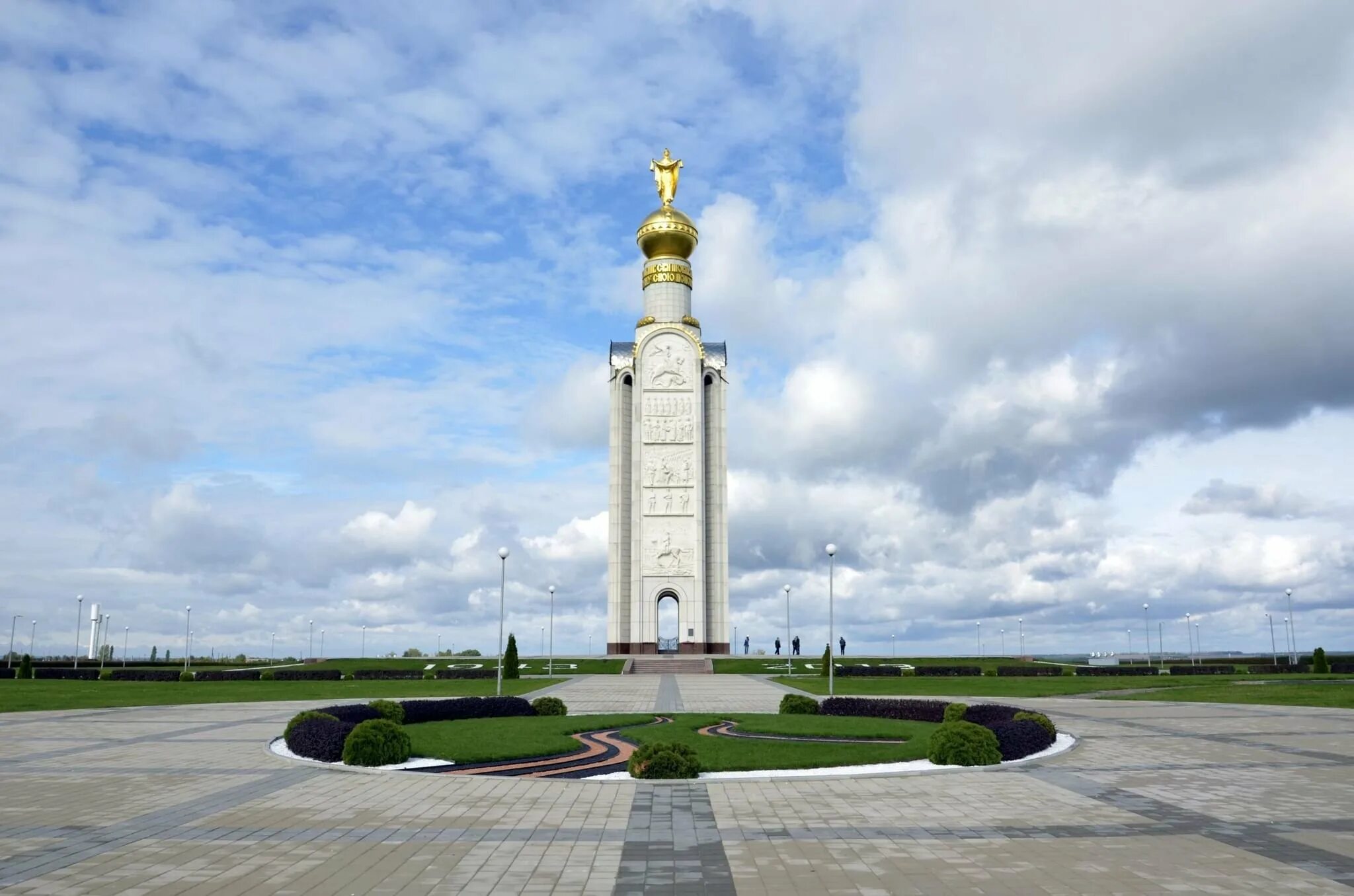 Прохоровское пол. Прохоровка мемориальный комплекс. Звонница белгород прохоровка поле. Прохоровское пол. Звонница на прохоровском поле.