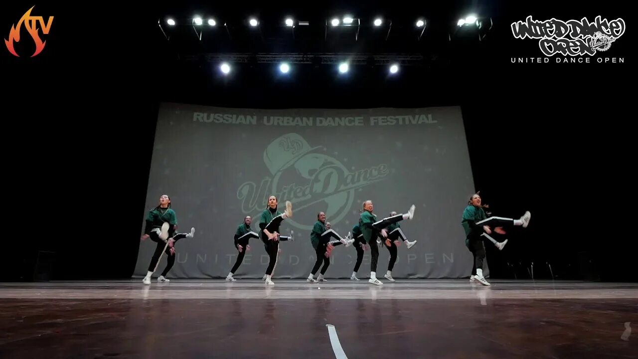 Dance united. Dance united. Ak crew вхпмп. 19. 78 crew united dance open.