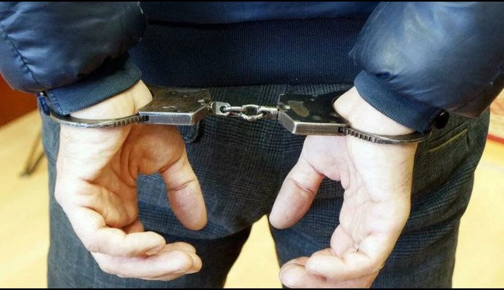 Задержан по подозрению в совершении. Задержан по подозрению в совершении