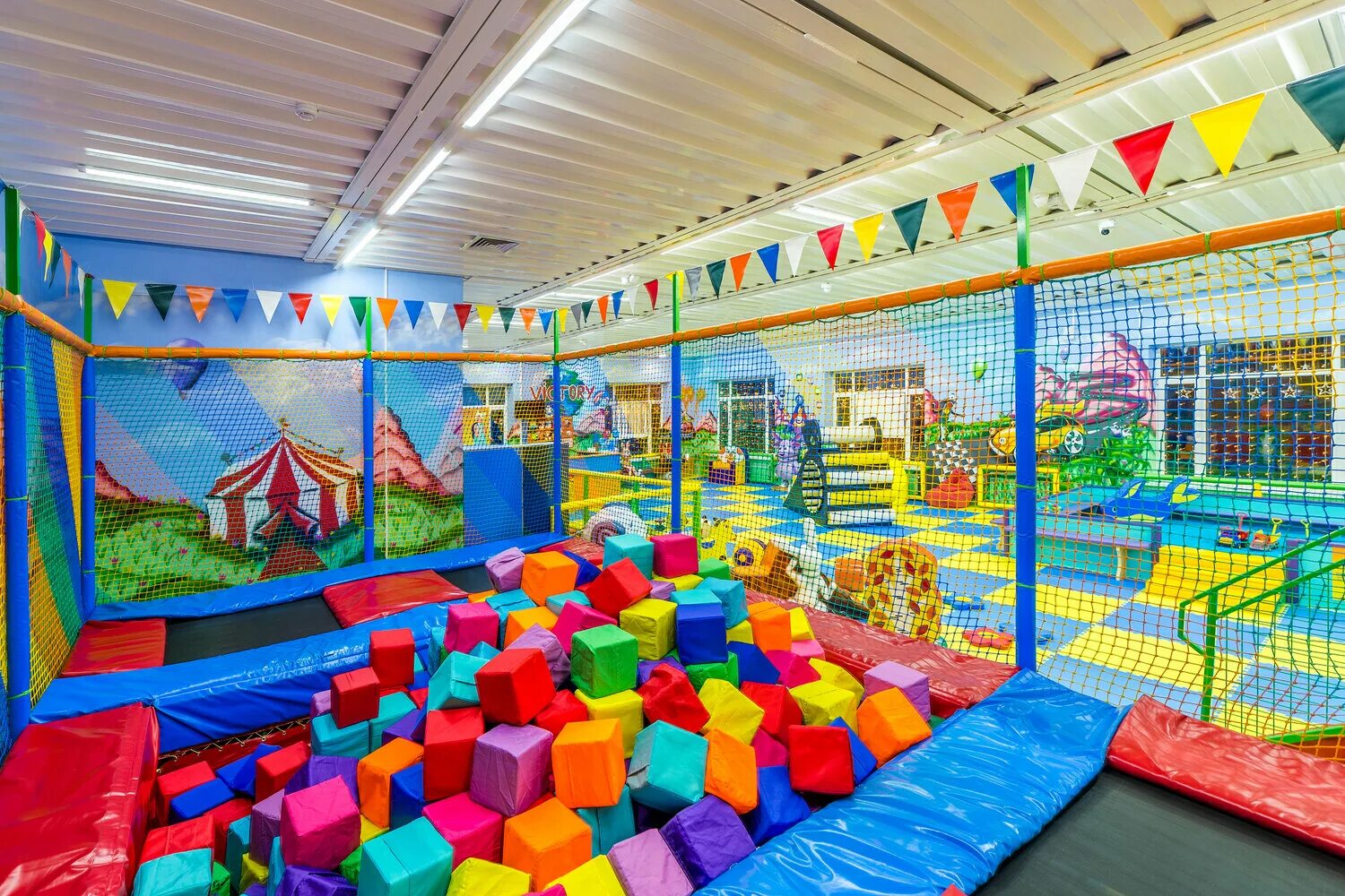 бар кислород тамбов. Ranger, тамбов, бульвар энтузиастов, 1п. рум тамбов. шоу рум нижнего белья. тамбов, мичуринская улица, 150.