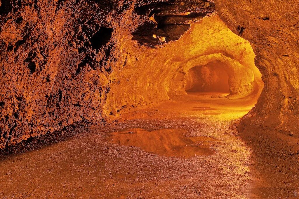 пещера в ад 1971