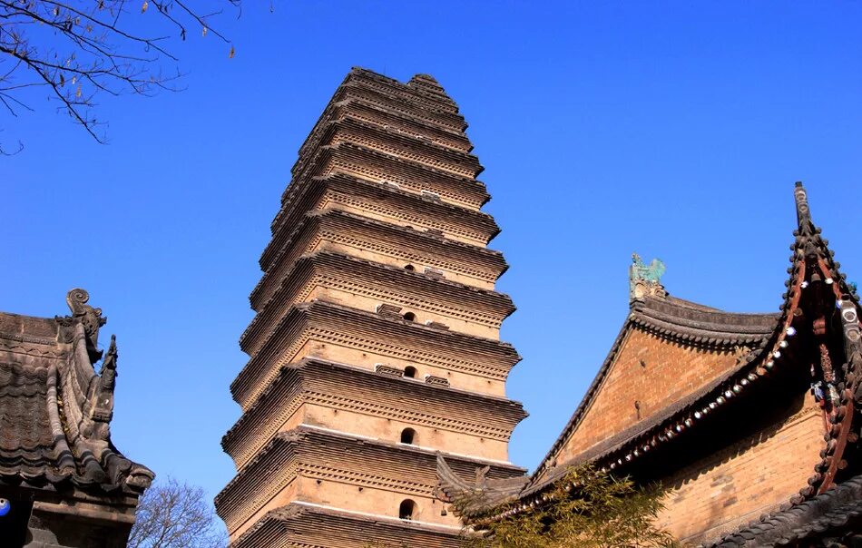 пагода диких гусей сиань. малая пагода диких гусей. малая пагода диких гусей сиань. малая пагоды гуся. большая и малая пагоды диких гусей в сиане.