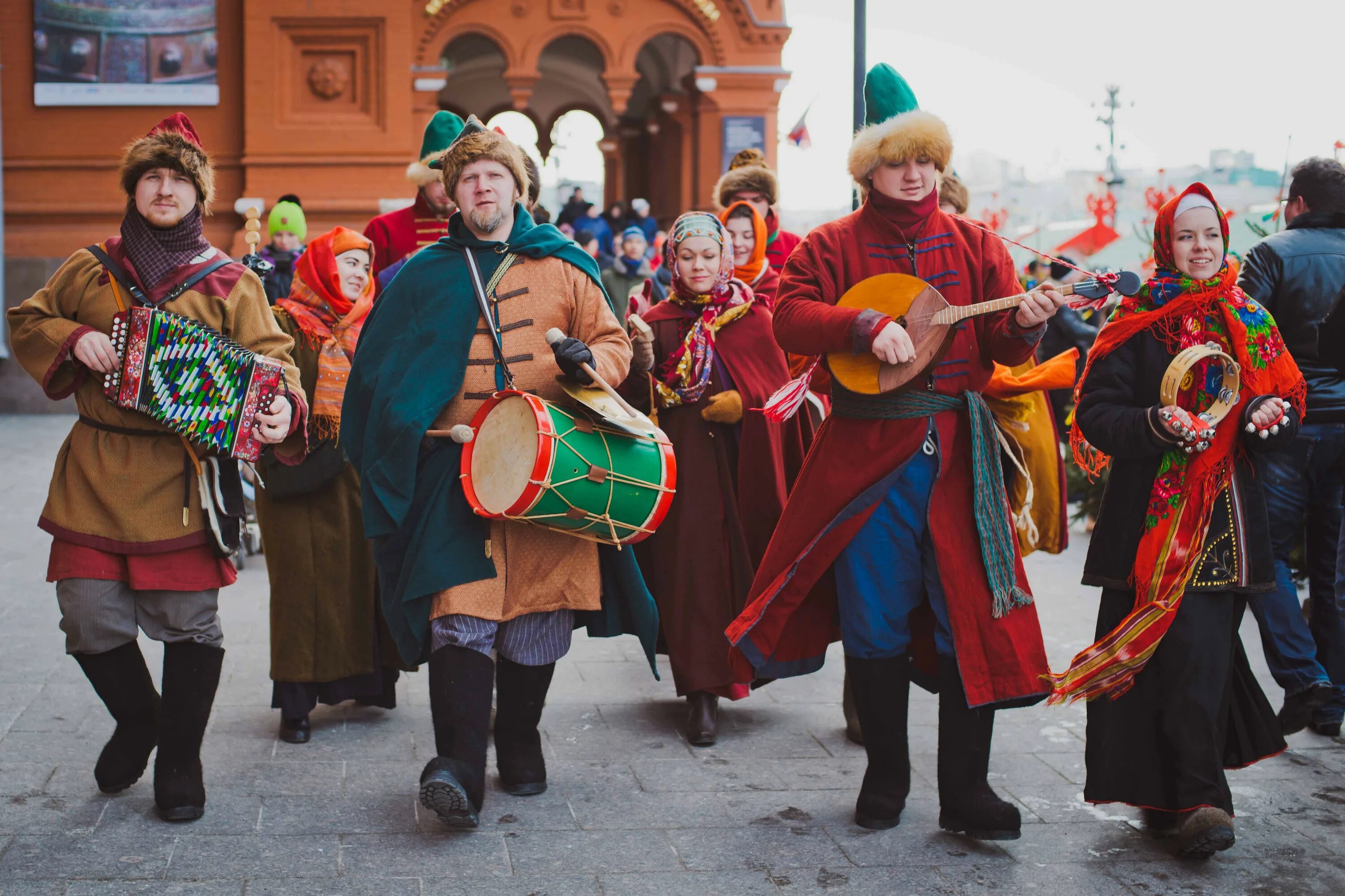 Гуляния. Масленица. Гуляния в Москве. Русские гуляния.