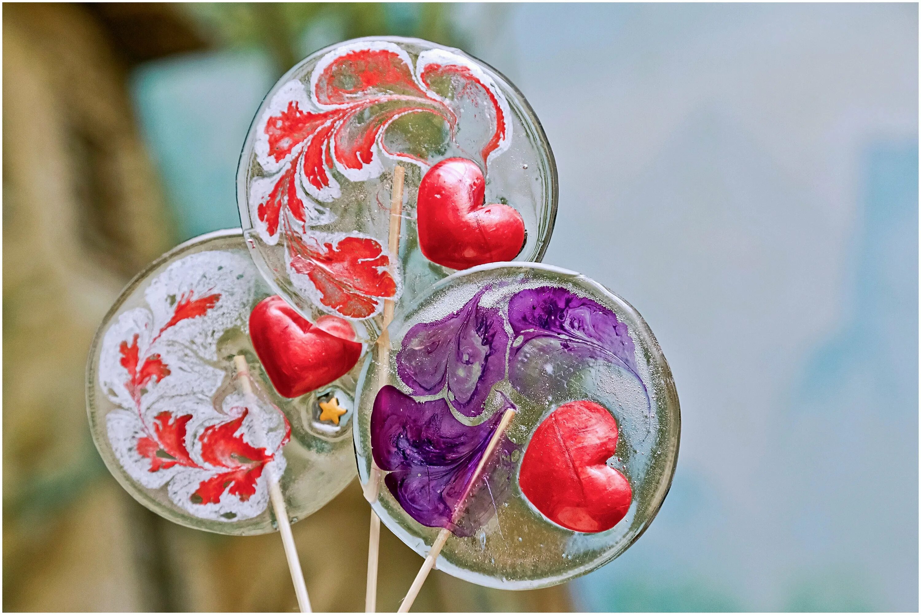 Леденец на палочке. Леденцы с изомальтом. Леденцы с изомальтом. Леденцы. Изомальт леденцы на палочке.