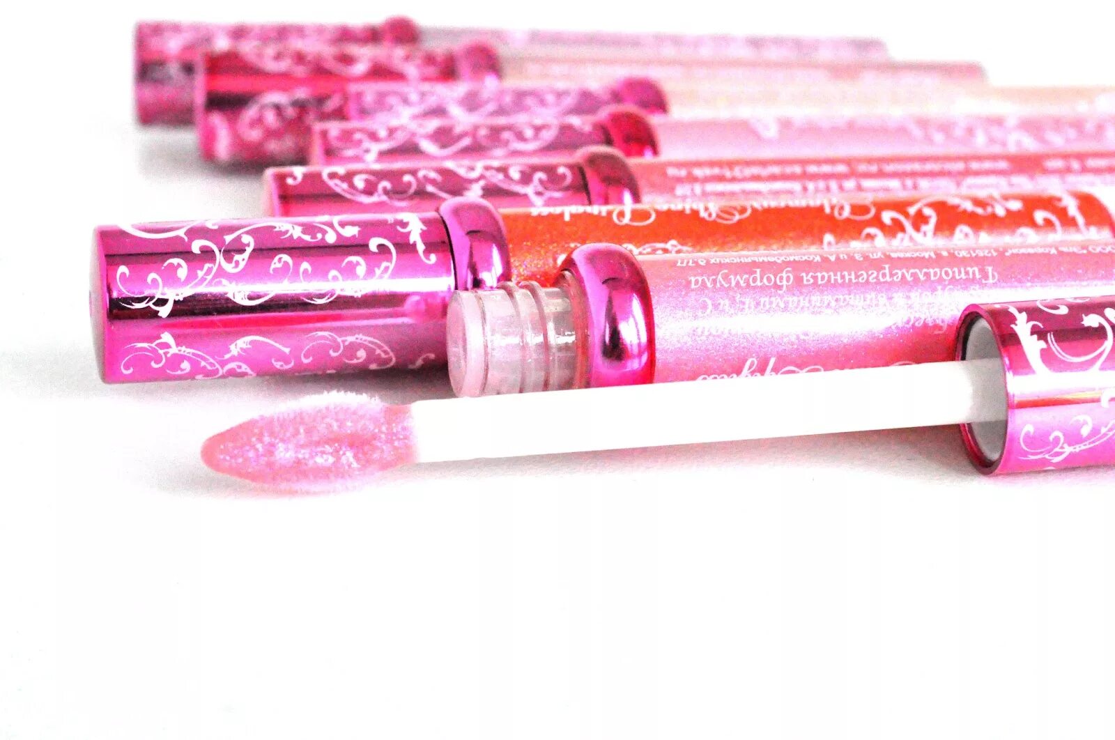 Crystal Shine Lipgloss блеск для губ. TF Ж/помада TL-03-05c тон 05 "Crystal Shine Lipgloss","мерцающая карамель". Триумф жидкая помада Crystal Shine.