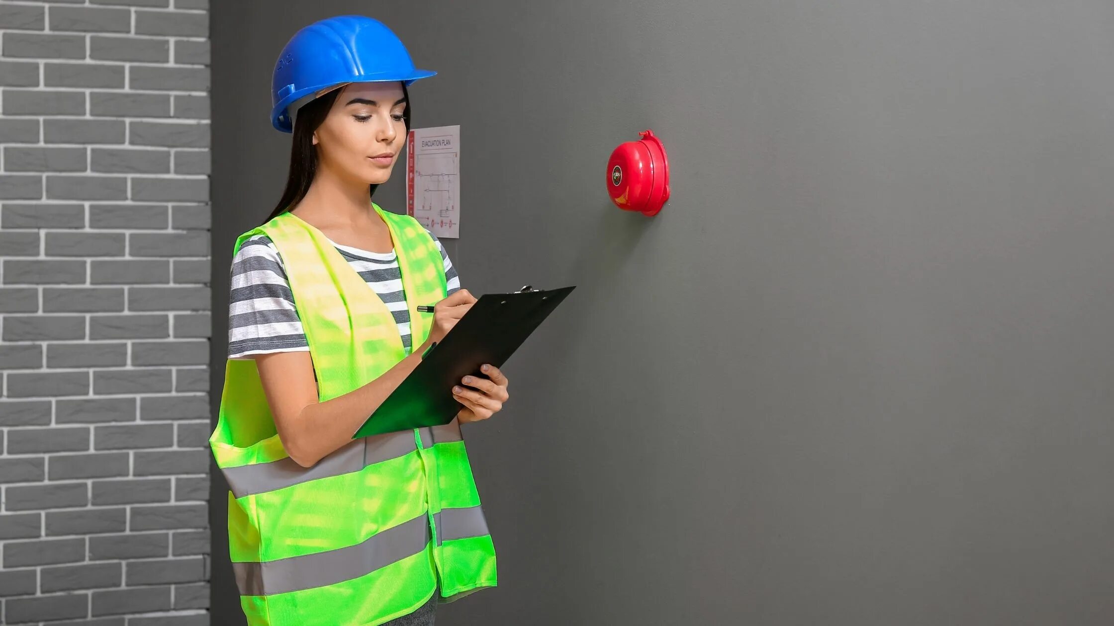 Работа специалист по пожарной. Пожарно-технический минимум (птм). Экспертиза пожарной сигнализации. Оператор аппаратчик хво. Техническая эксплуатация зданий и сооружений.