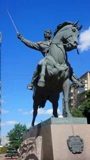 Памятник багратиону