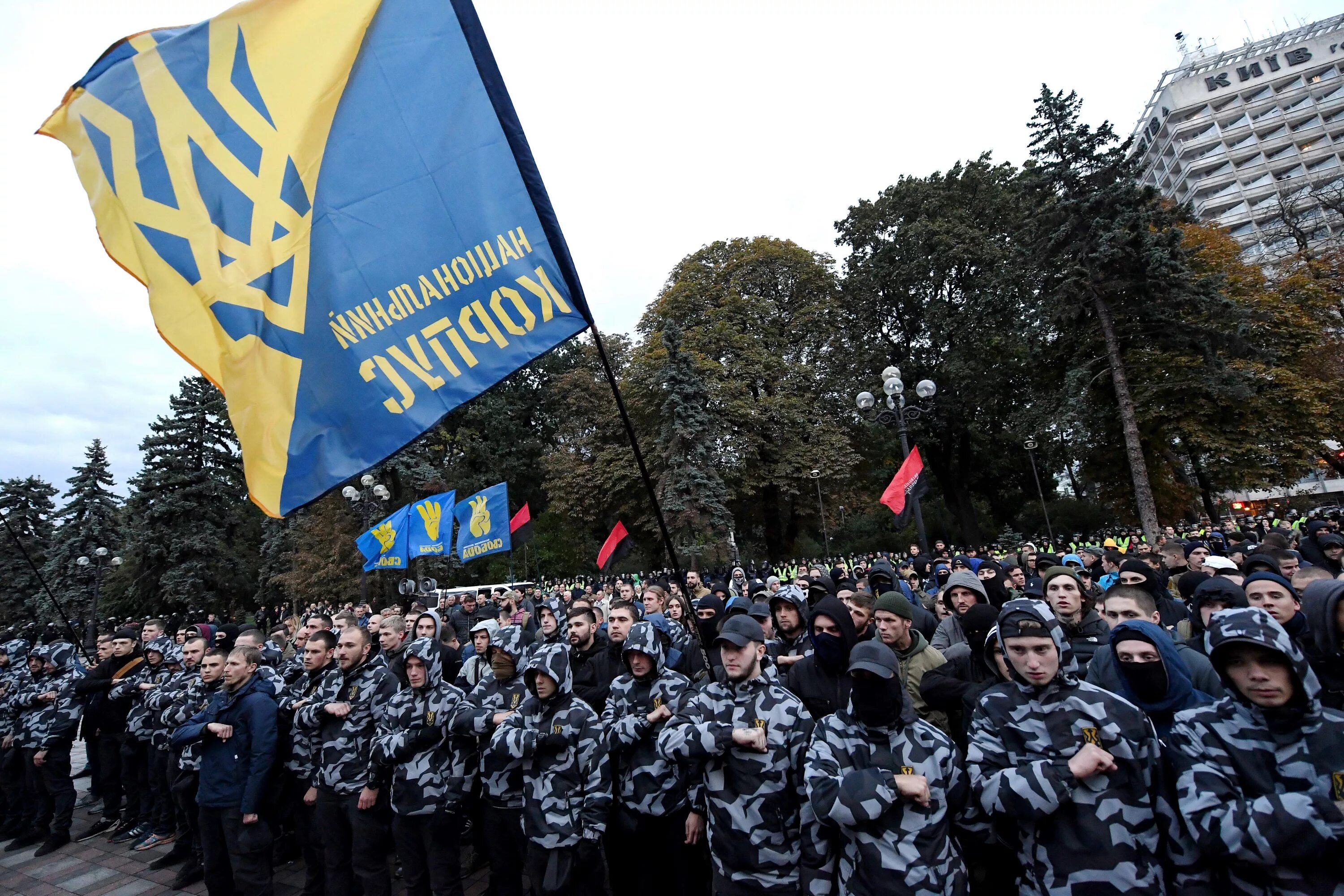 Азов партия украина. Нацкорпус азов. Национальный корпус азов. Нац корпус. Полк азов нацкорпус.