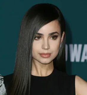 Sofia carson