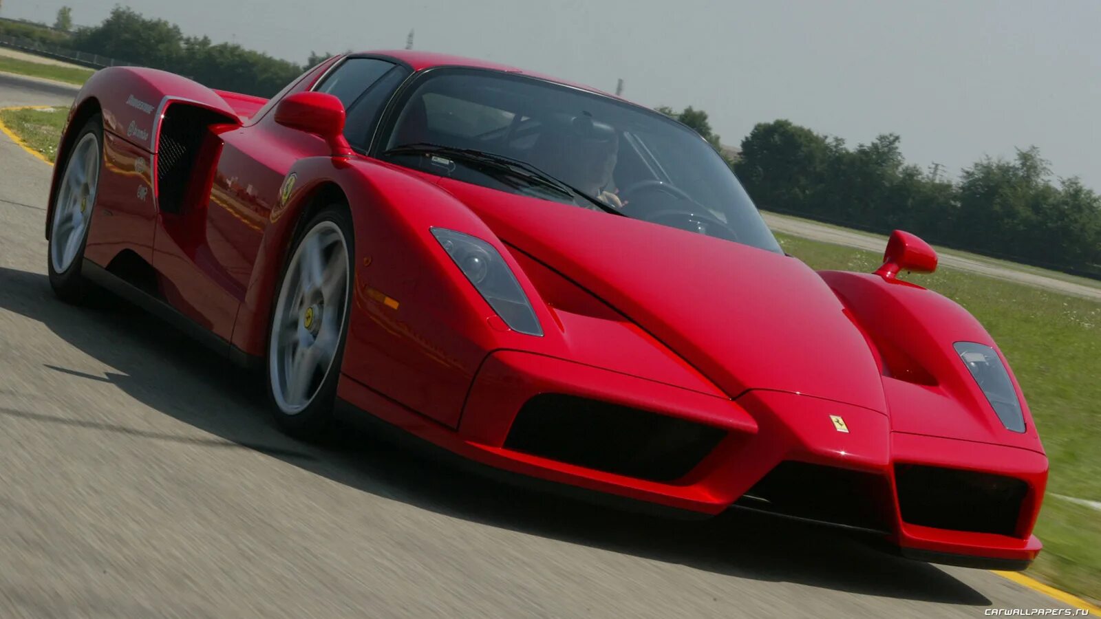 Название дорогой машины. Ferrari Enzo 2002. Феррари Энзо 2020. Ferrari Enzo. Феррари Enzo Ferrari 2002.