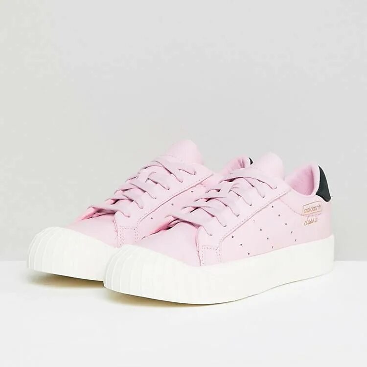 Кроссовки адидас для девочек. Adidas кроссовки розовые gazelle адидас. Adidas samba rose женские. Кроссовки розовые адидас falcon женские. Кеды адидас женские розовые.