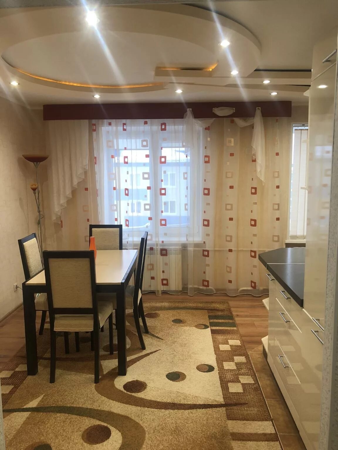 3 комнатная квартира югорская 34 104 кв. Квартира югорск 2. Югорская 7 квартира. Югорск улица никольская 11. М.