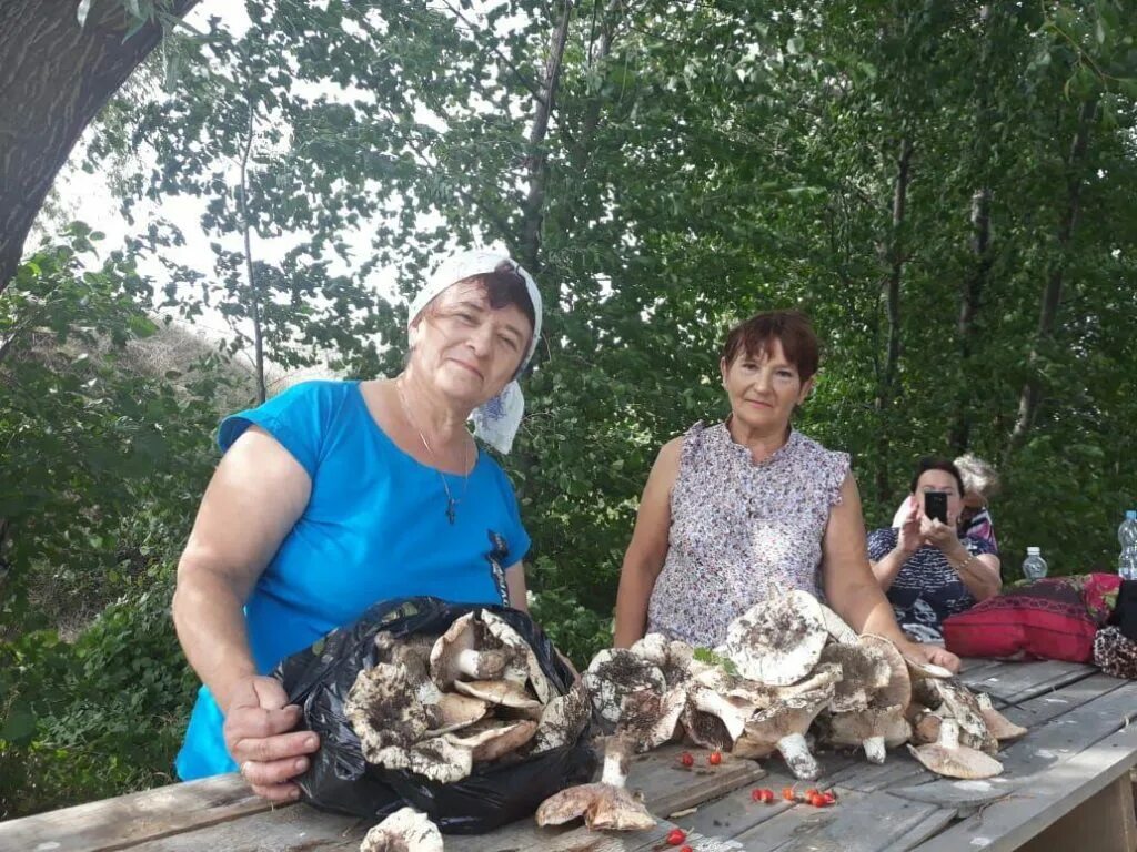 Илек оренбург. Улица новая илек. Дом в илеке оренбургской области. Кинотеатр урал село илек оренбургская область. Одноклассники илек оренбургская область.