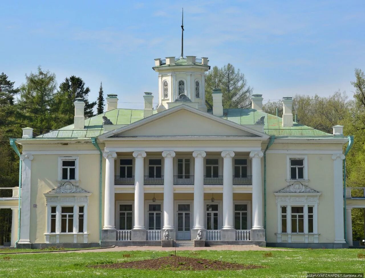 Валуево. Усадьба Мусина-Пушкина Валуево. Усадьба Валуево флигель. Усадьба Валуево Москва. Усадьба Валуево, посёлок Валуево.