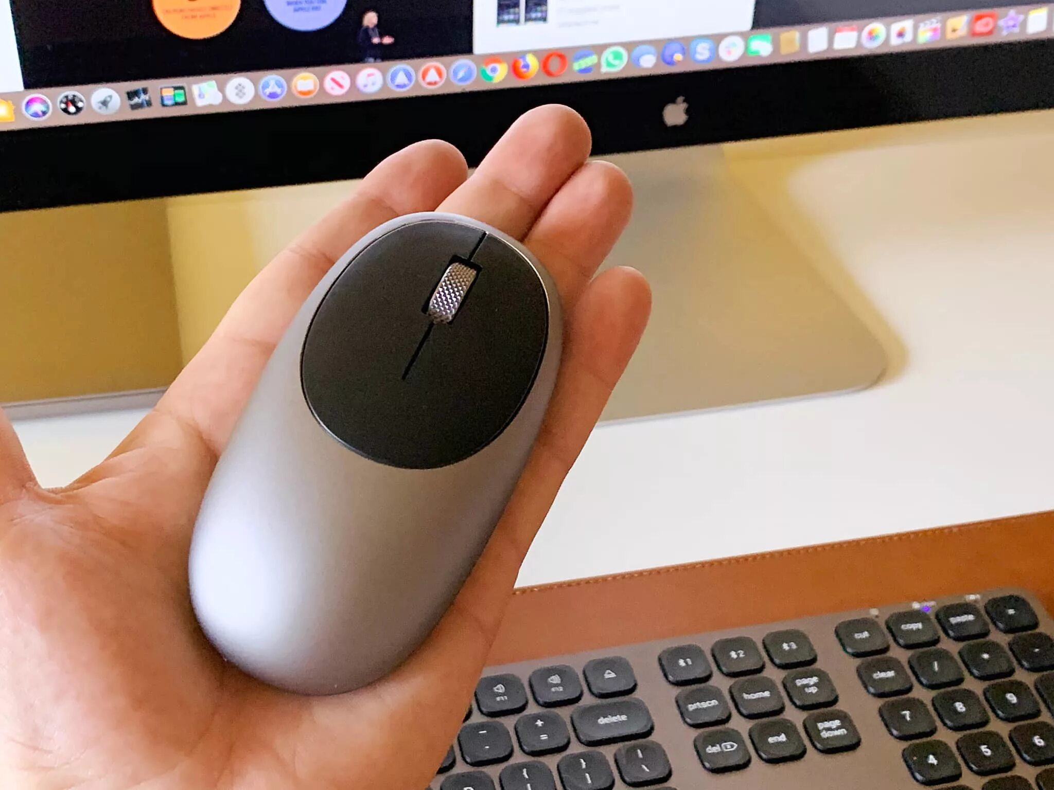 Мышь satechi m1. Satechi m1 mouse. satechi m1 bluetooth. satechi мышь беспроводная. мышь беспроводная satechi m1 bluetooth (st-abtcms).