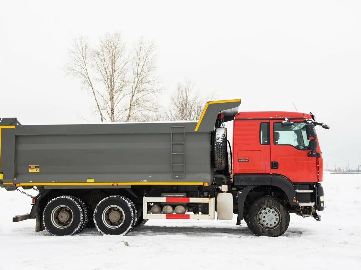 Купить б/у Sinotruk Howo T5G дизель механика в Екатеринбурге: красный самосвал 2