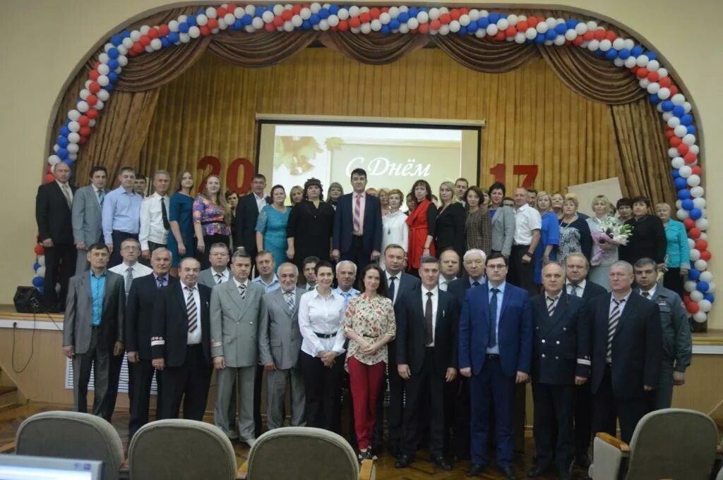Преподаватели жд техникума. Преподаватели железнодорожного техникума. Волгоградский железнодорожный техникум преподаватели. Преподаватель железнодорожного самарского техникума. Учителя жд техникума курск.