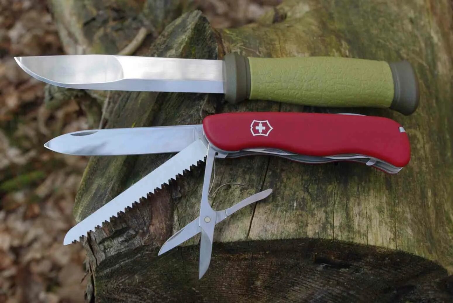 Нож и т д и. Складной нож бушкрафт. Нож мора складной. Нож турист. Нож для похода в лес.