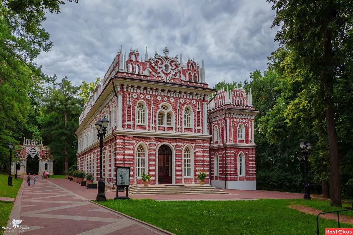 Царицыно императрица. Архитектура Баженова усадьба Царицыно. Царицыно (дворцово-парковый ансамбль). Музей усадьба Царицыно. Усадьба Царицыно (Архитектор в.и. Баженов).