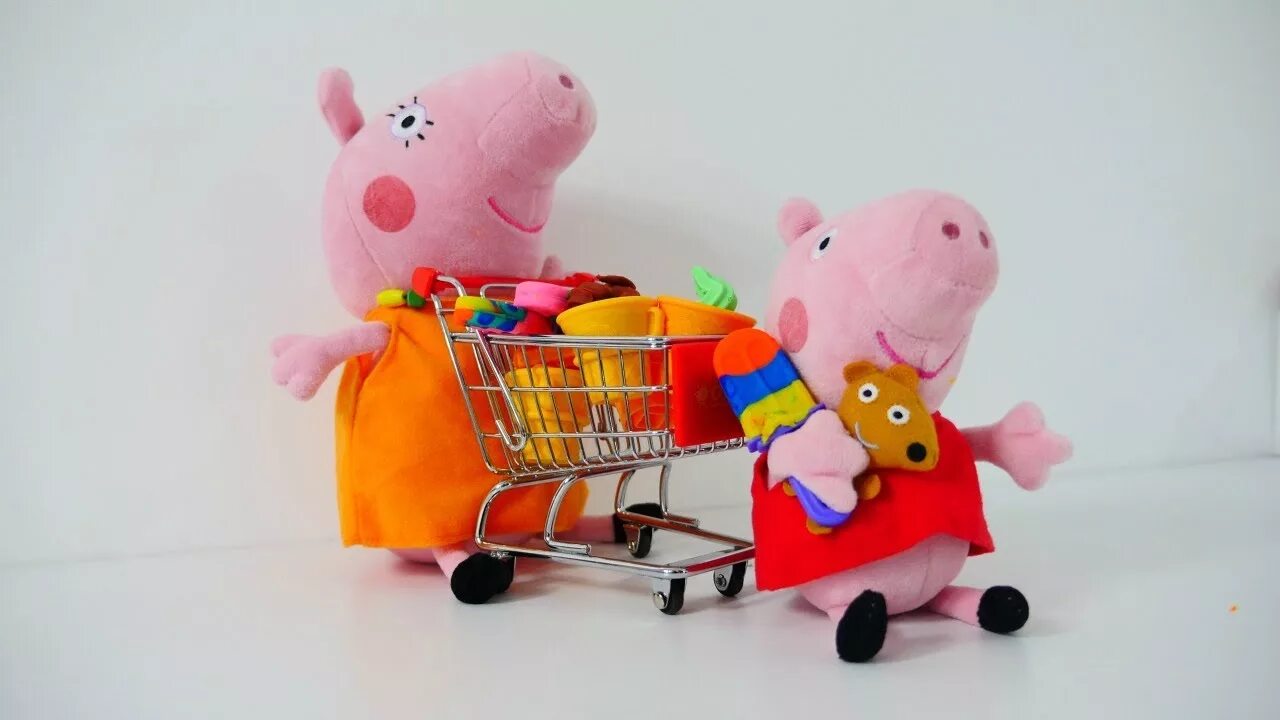 Магазин свинкам. Peppa Wutz. Мама Свинка игрушка. Свинка Пеппа и ее мама. Peppa Pig friends игрушки.