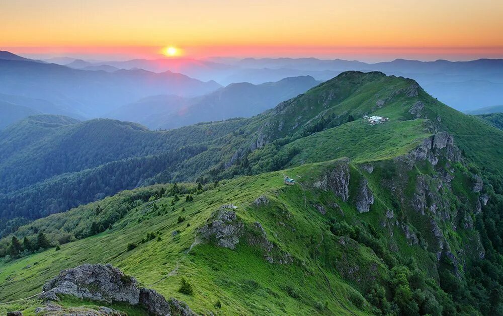 Стара планина Болгария. Горы в Болгарии планина. Национальный парк Стара планина. Плава планина в Сербии. Mount only