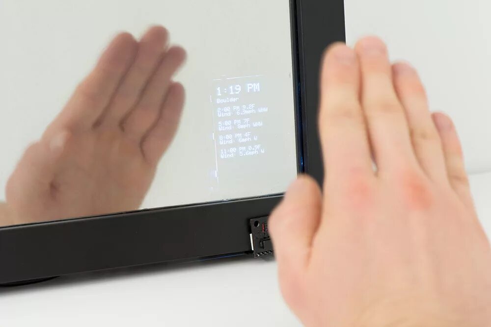 Зеркальные пальцы. Люди с шестью пальцами на руке. Отражение руки в зеркале. Полидактилия 8 пальцев. Зеркальные пальцы.