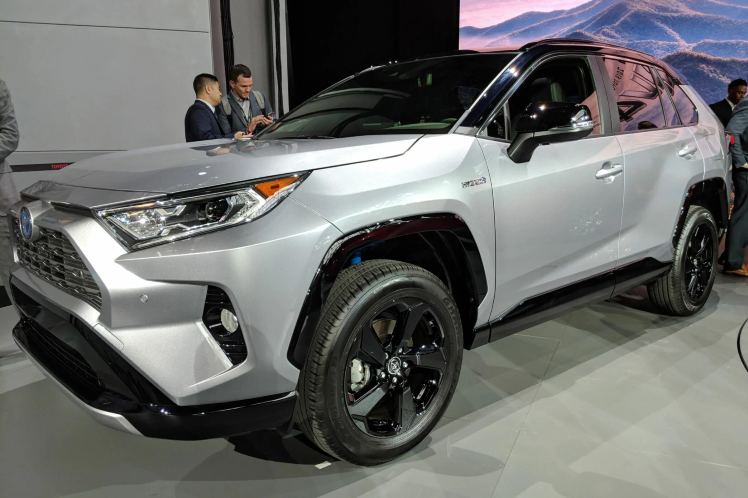 Рав 4 5 поколения. Toyota rav4 Concept. Rav4 5 поколение. Тойота рав 4 концепт.