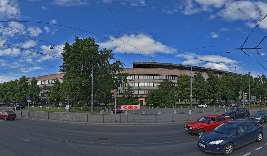 кировский завод часы работы. кировский завод часы работы. кировский завод цех 215. кировский завод в петербурге. кировский завод 1980.