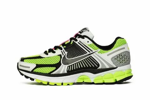 Nike vomero 5