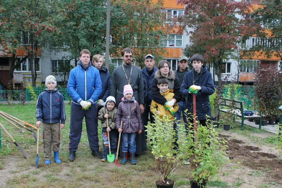 Школа лесном поселке. Поселок Лесные Поляны Пушкинский район население. Школа пос Лесной Пушкинского района. Школа Лесные Поляны Пушкинский район. Школа Лесной Пушкинский район.