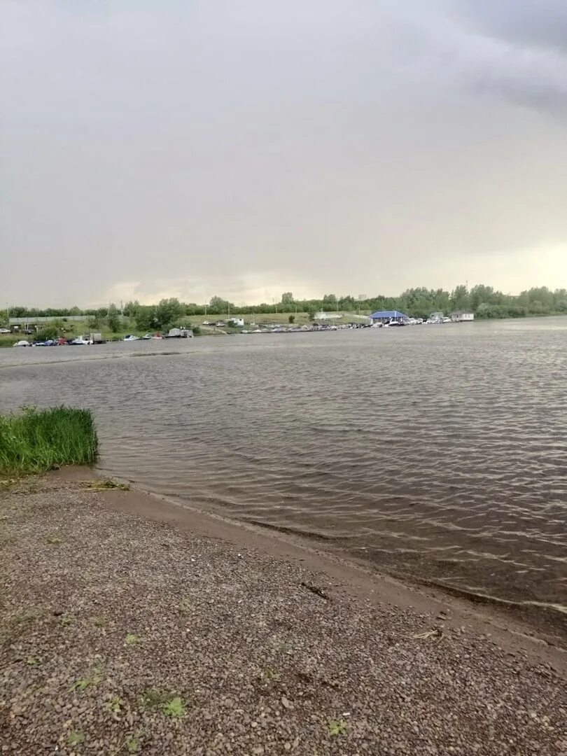 Уровень воды в каме на сегодня сарапул. Сарапул Кама пляж. Кама. Удмуртия. Сарапул.. Лодочная станция Степаново Удмуртия. Смолино Кама Сарапул.