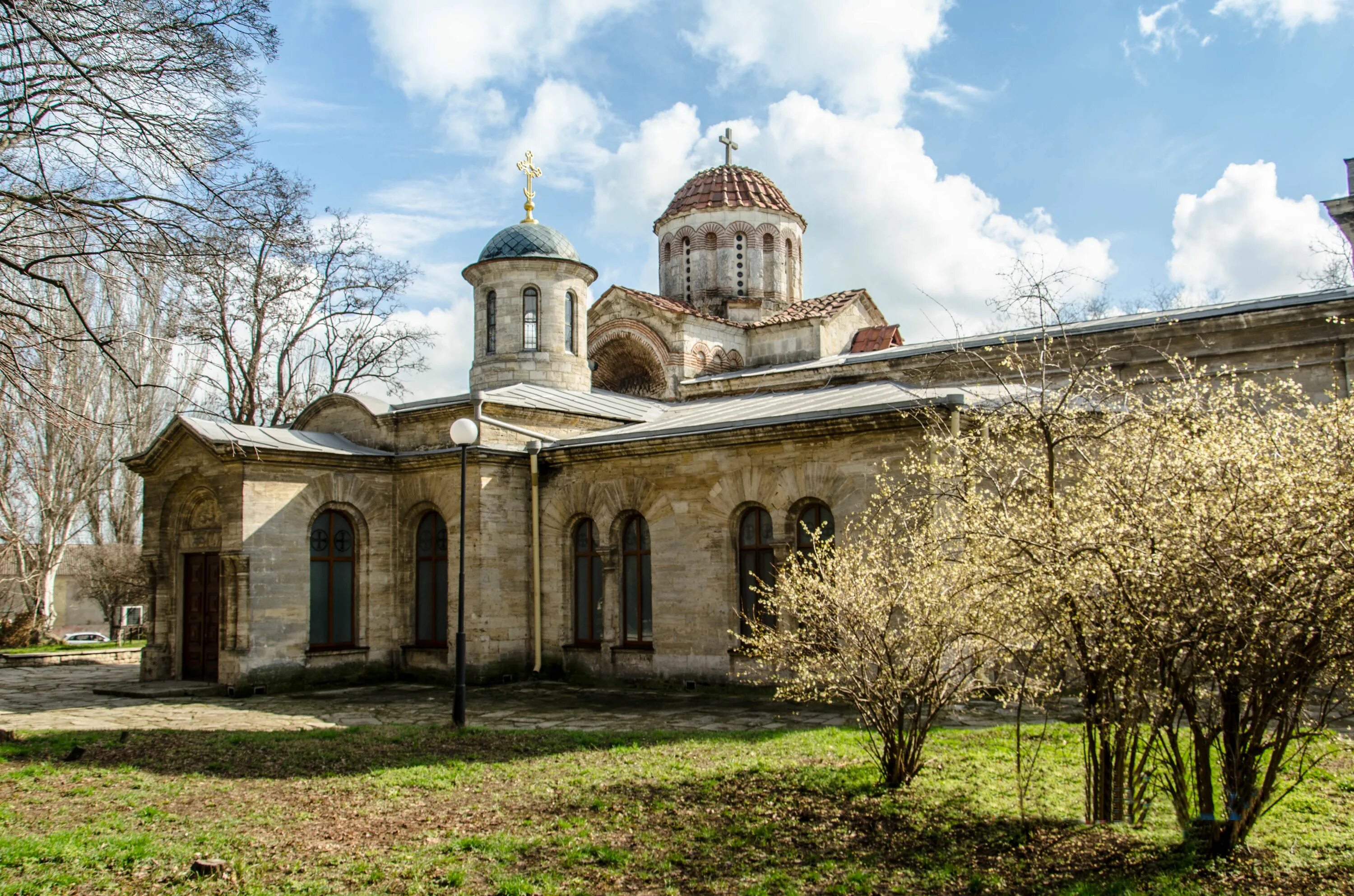 Це́рковь иоа́нна предтечи керчь. Храм святого иоанна предтечи керчь. Храм иоанна предтечи в керчи. Церковь предтечи в керчи. Церковь предтечи в керчи.