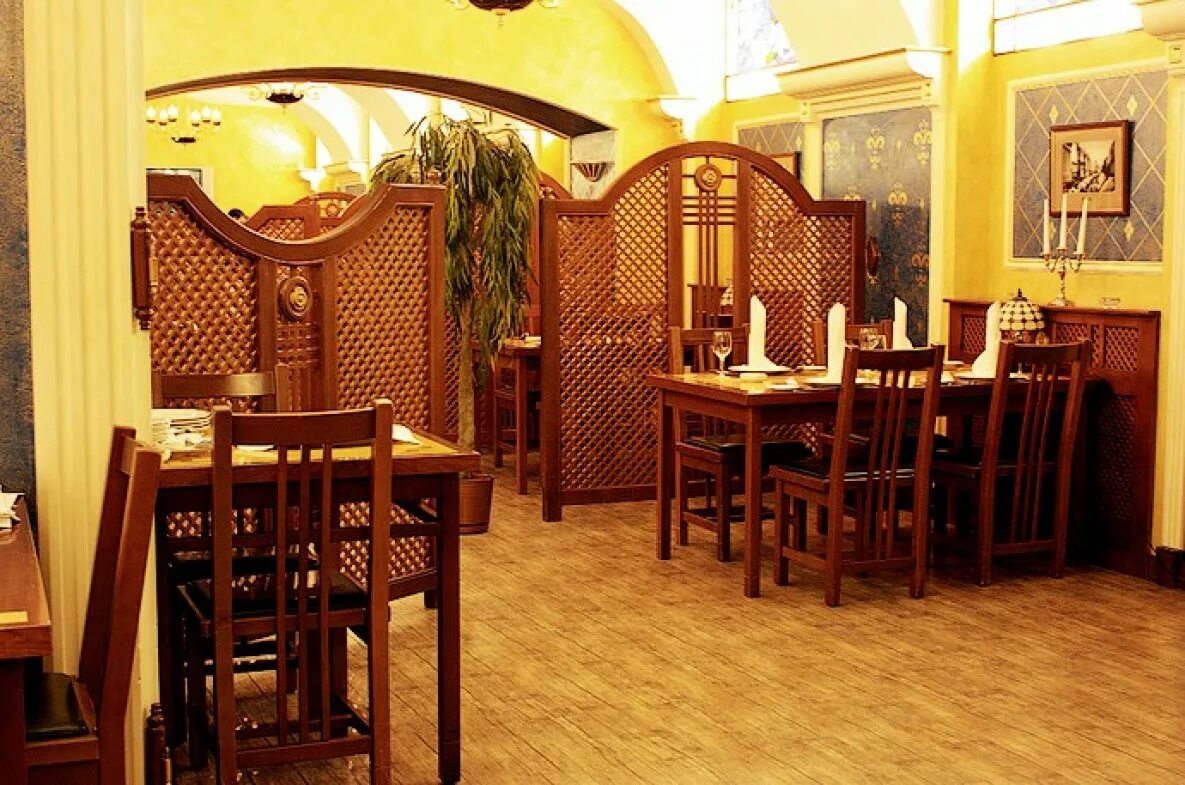 сандуновские бани москва здание. сандуны готический зал. меценат ресторан прага вдовьи дома сандуновские бани. меценат ресторан прага вдовьи дома сандуновские бани. улица неглинная сандуновские бани.