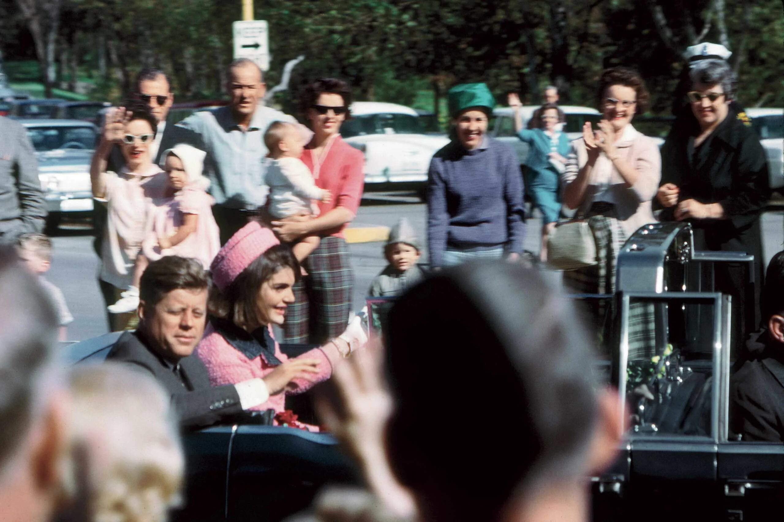 Джон кеннеди 22 ноября 1963. Джон кеннеди даллас 1963. Джон кеннеди даллас 1963. Джон кеннеди даллас 1963. Даллас кеннеди.