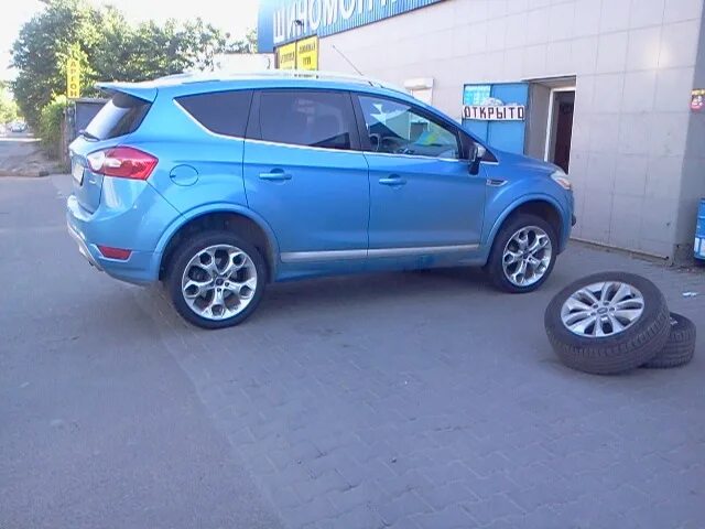 Форд куга r17. Колеса Ford Kuga r17. Диски Ford Kuga r17 графит. Диски Ford Kuga 1 19r. Диски r17 Ford Kuga.