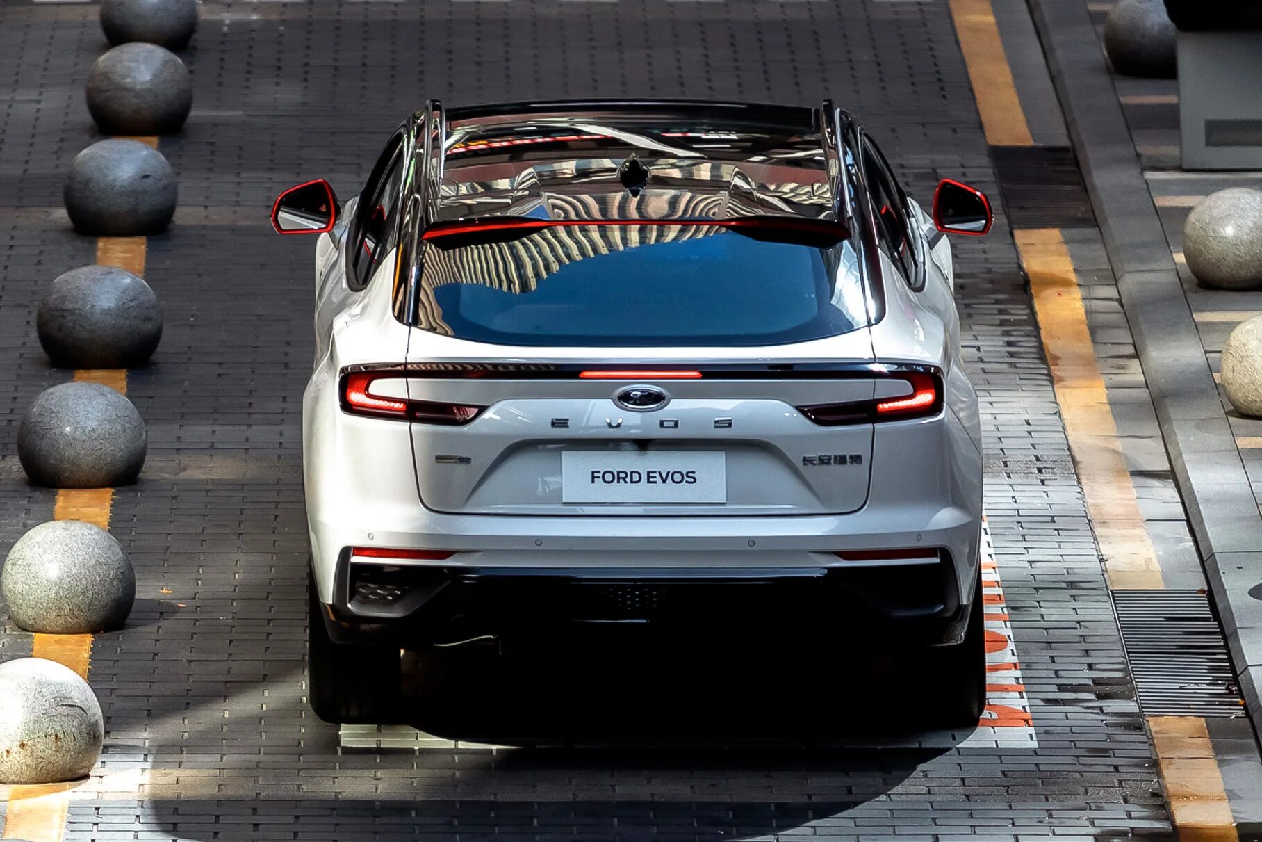 Салоны evos. Ford evos 2025. ford mondeo evos 2025. ford evos 2025. ford mondeo evos 2025 салон.
