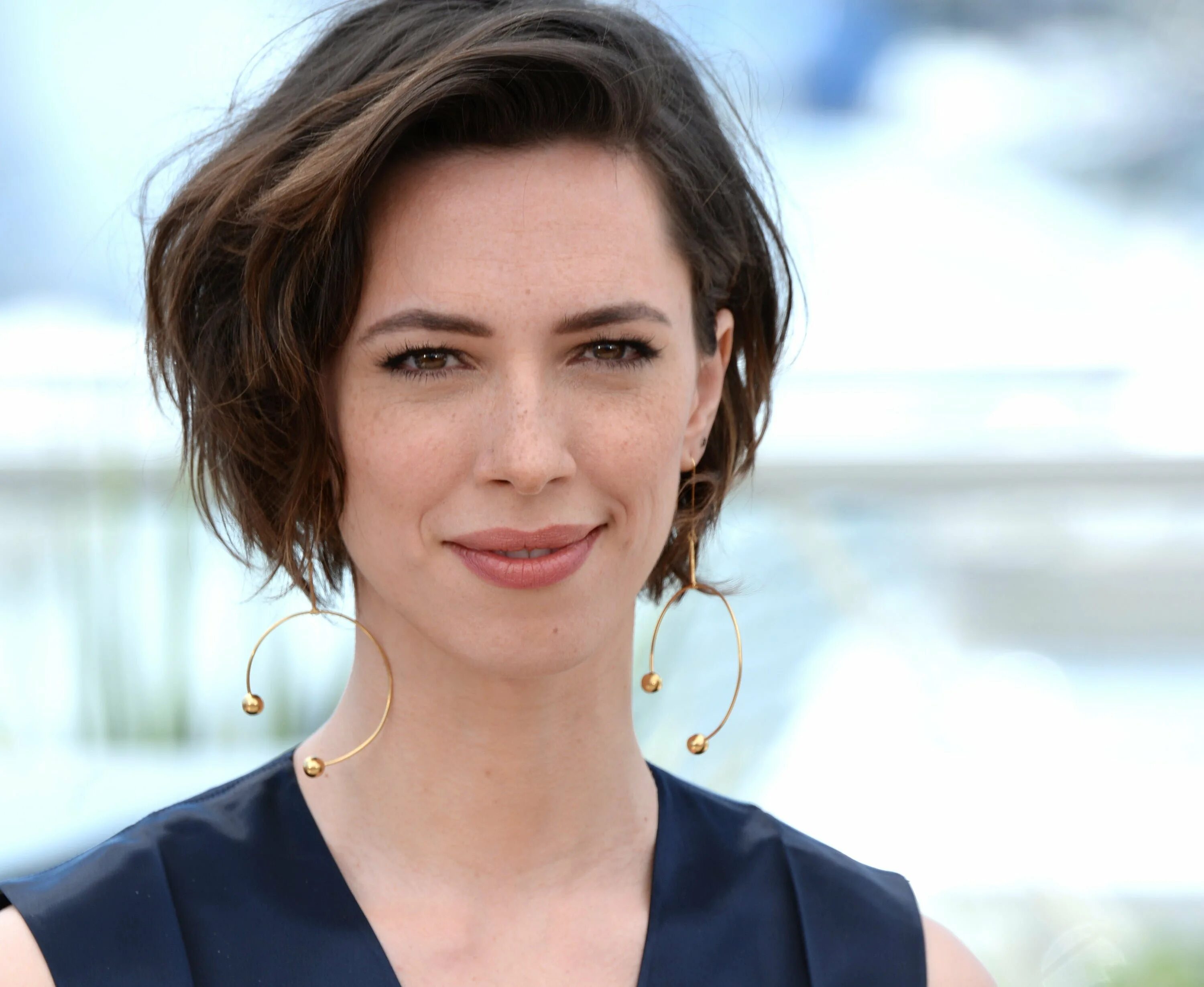 Ребекка холл rebecca hall. Холле актриса. Холле актриса. Холле актриса. Ребекка холл rebecca hall.
