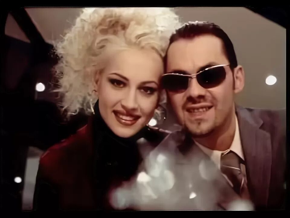 У нее глаза два бриллианта в три. Глаза два бриллианта три карата. Премьер-министр у нее глаза два бриллианта. Глаза два бриллианта три карата. У нее глаза два бриллианта.