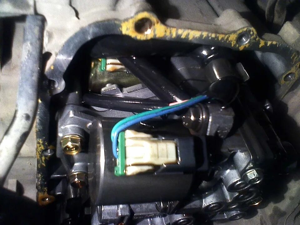 27600-p4v-003. Клапан vtec honda cr-v 2. Соленоиды вариатора хонда hr v. Соленоид вариатора хонда. Honda hr v гидроблок.