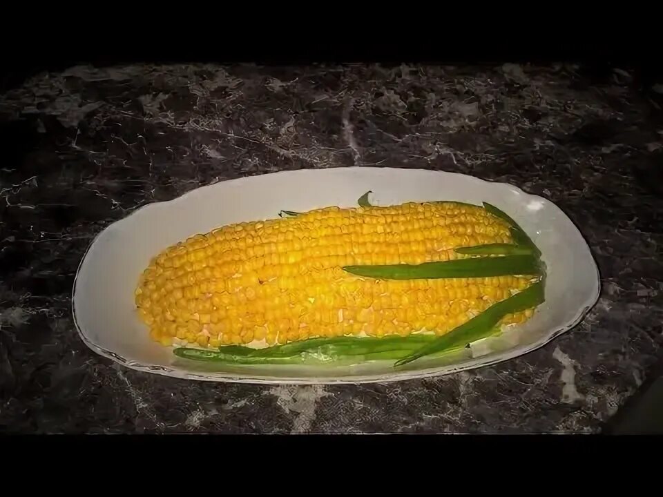 Салат в виде кукурузы. Украшение салатов. Кукуруза на зиму. Кукуруза на новый год. Кукуруза на новый год.