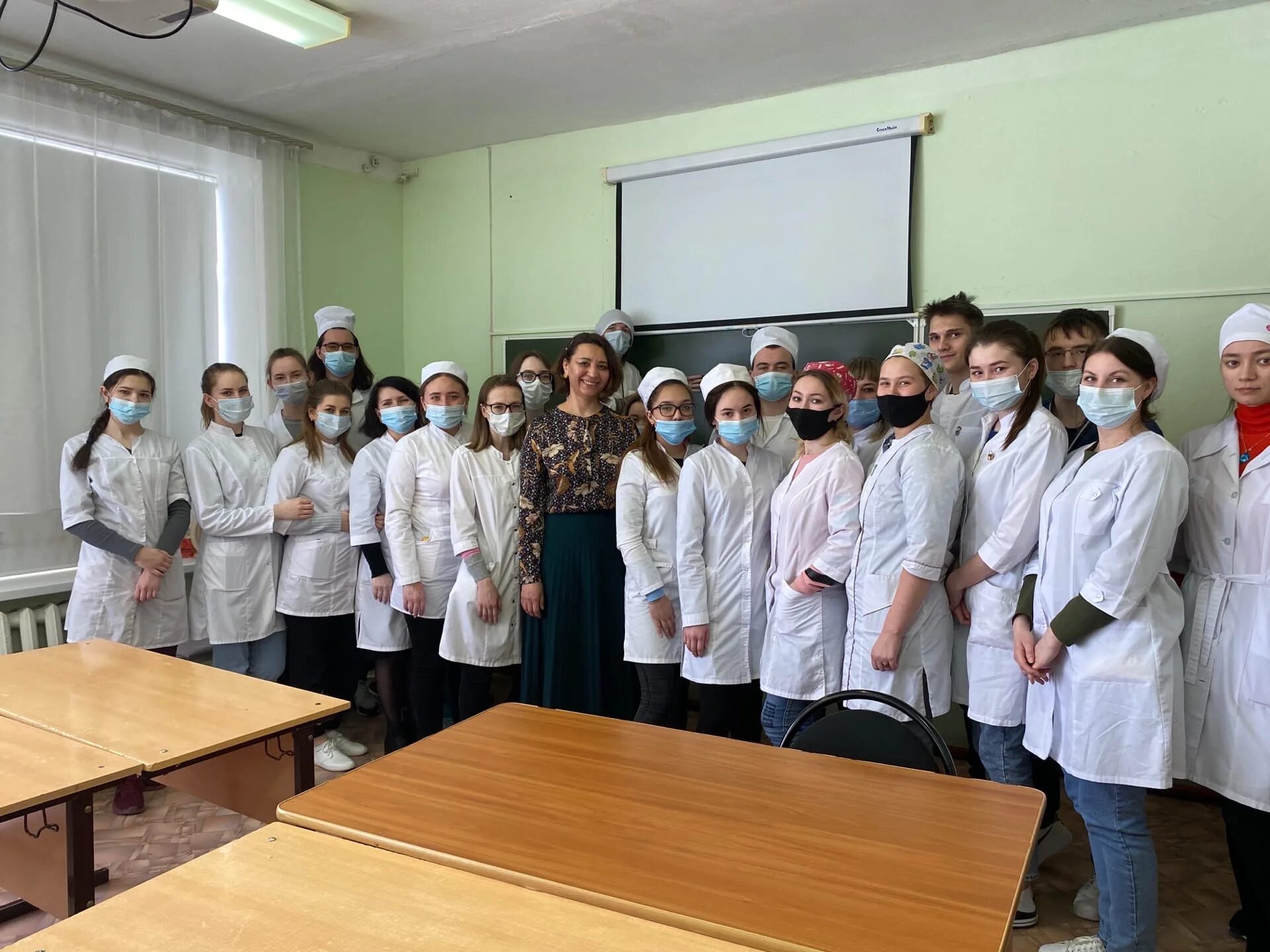 Тольяттинский медколледж. Тмедк шенталинский. тольяттинский медицинский колледж. шенталинский филиал тольяттинского медицинского колледжа. шенталинский медицинский колледж официальный сайт.