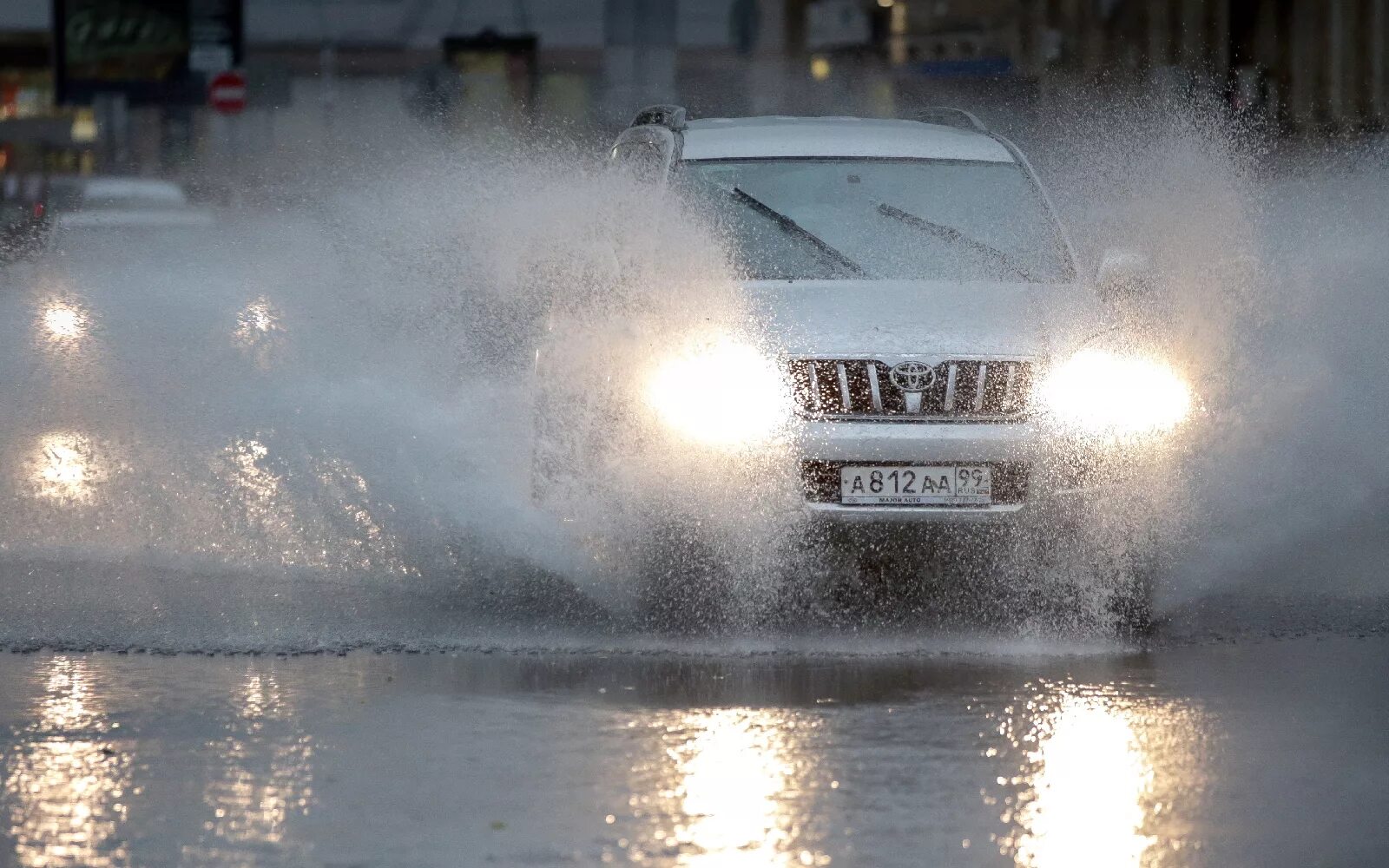 Шторм дождь авто. Москву залило. Rain 30