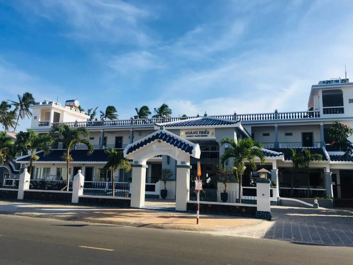 Dynasty muine beach. Фантьет dynasty mui ne. Dynasty mui ne beach resort 3 вьетнам фантьет. Dynasty muine beach. Dynasty mui ne beach resort.