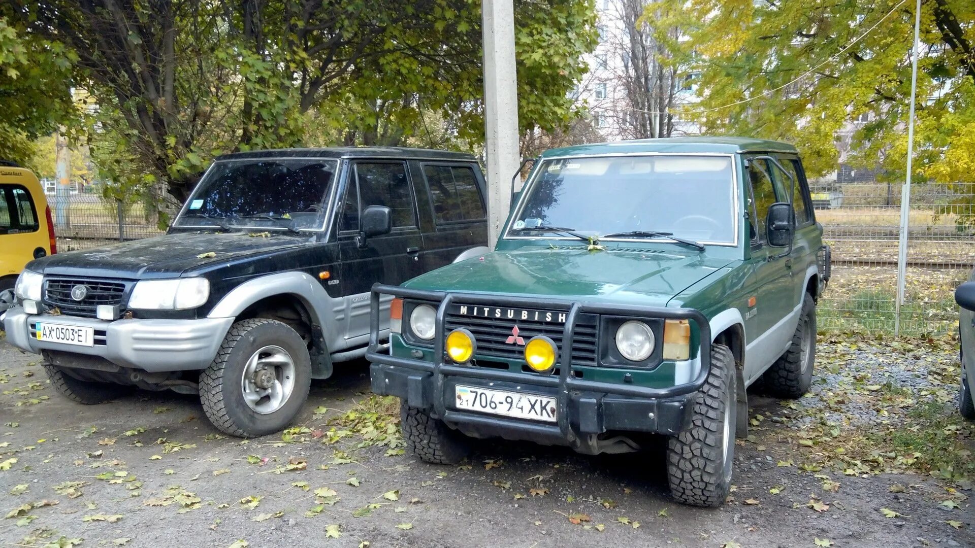 Mitsubishi pajero 1 поколение. Mitsubishi Pajero 1. Паджеро 1 поколения. Мицубиси Паджеро 1983. Mitsubishi Pajero 1985.