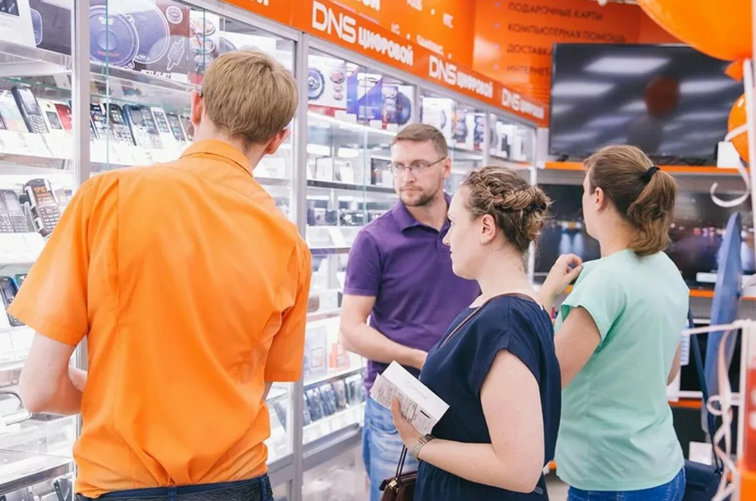 Стоит ли работать продавцом